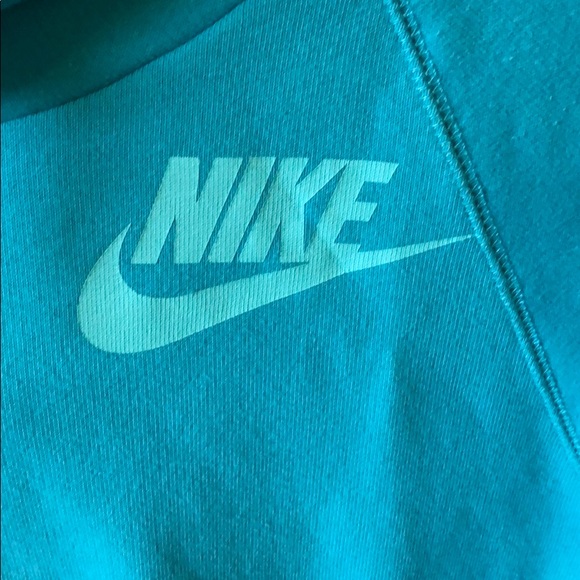 Nike Hoodie - Picture 3 of 4
